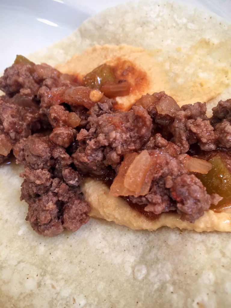 Hummus taco